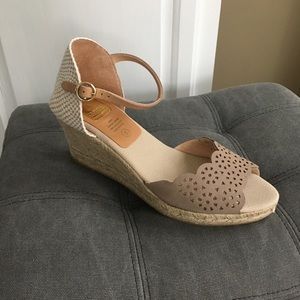 Wedges by kanna